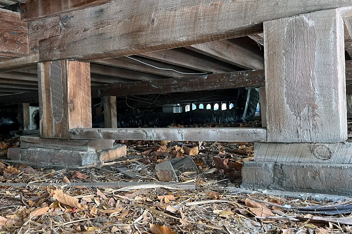 Crawl space repair